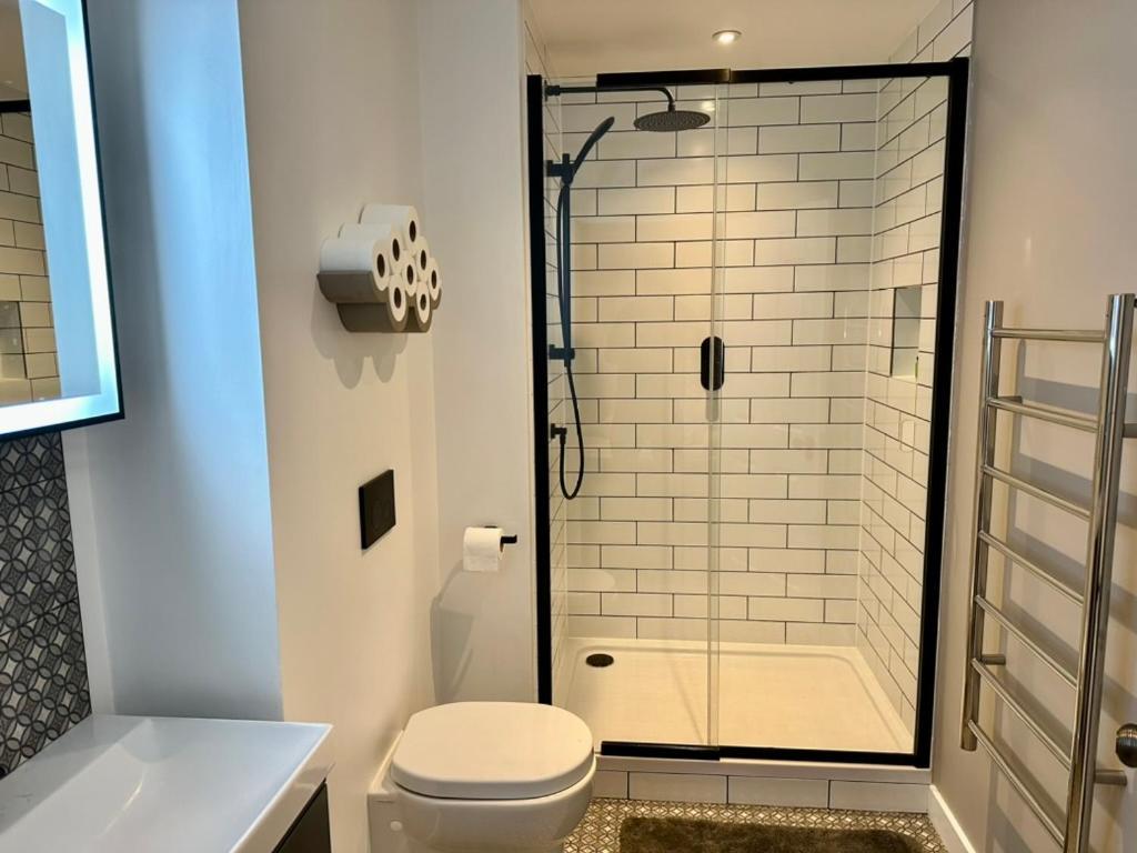 The Retreat, Luxury Studio Apartment In Bath With Parking Exterior photo